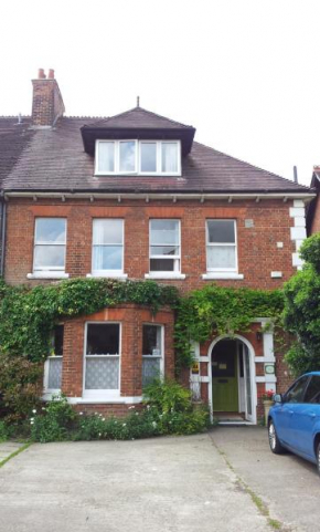 Acorn Guest House